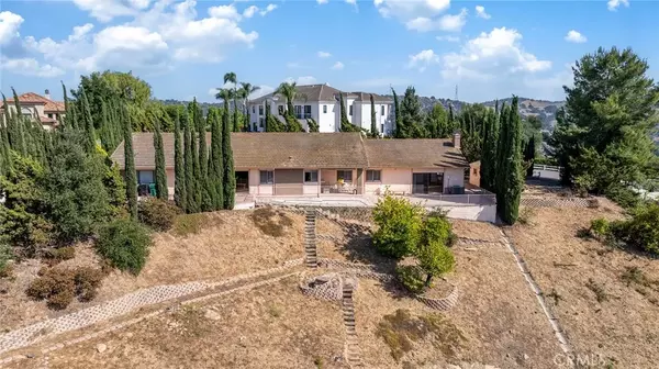 Diamond Bar, CA 91765,2591 Braided Mane Drive