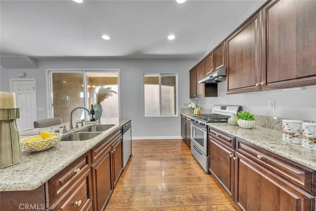 Eastvale, CA 92880,7265 Enclave Drive