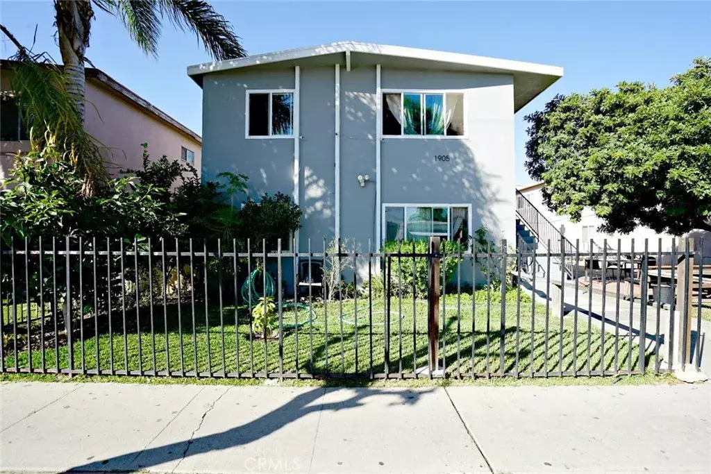 Santa Ana, CA 92703,1905 W Myrtle Street #3