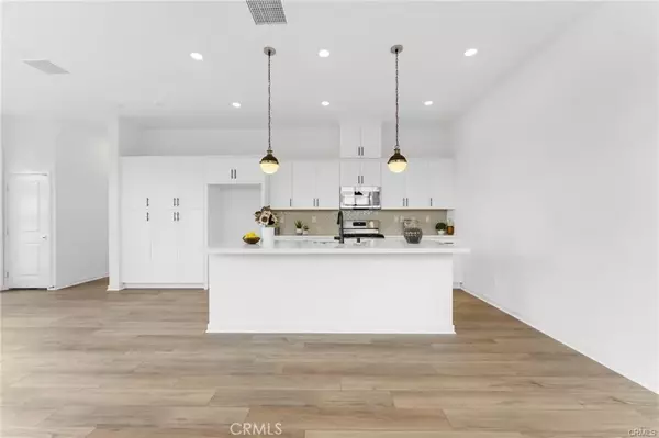 Ontario, CA 91762,4411 S Fairmount Paseo