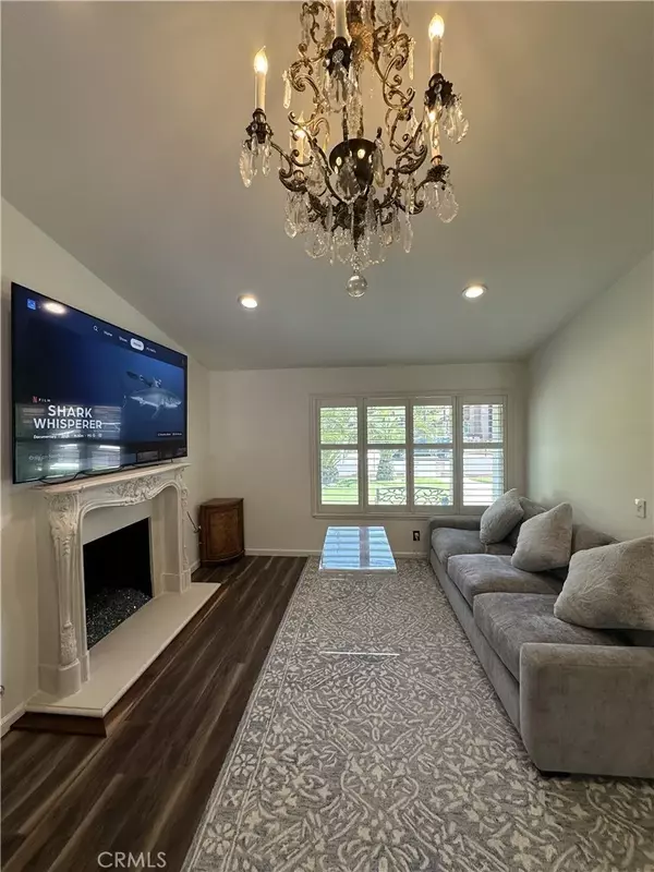 Moorpark, CA 93021,13191 Honeybee Street