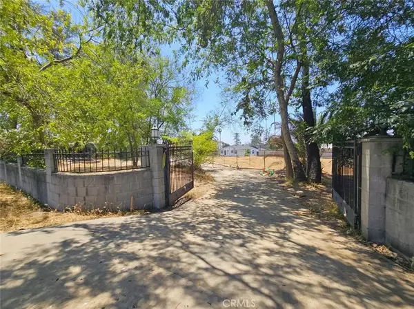 Altadena, CA 91001,412 W Altadena