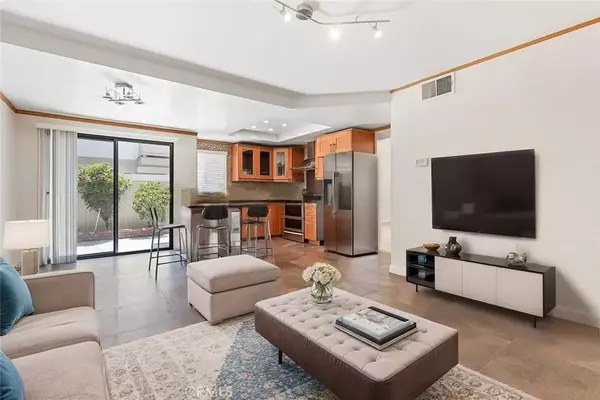 Diamond Bar, CA 91765,1221 Porto Grande #4