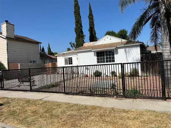 Reseda, CA 91335,6670 Aura Avenue