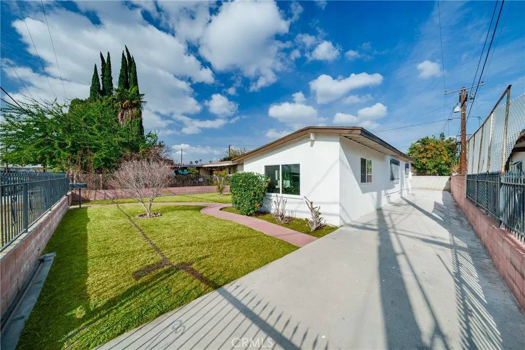 El Monte, CA 91733,11221 Fineview Street