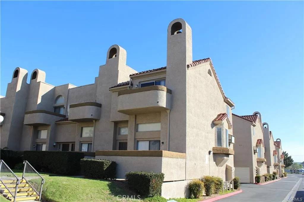 2038 S Bon View Avenue, Ontario, CA 91761