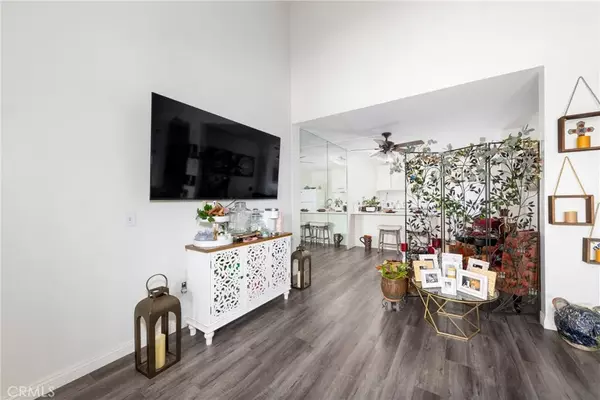 La Mirada, CA 90638,15224 Ocaso Avenue #H212