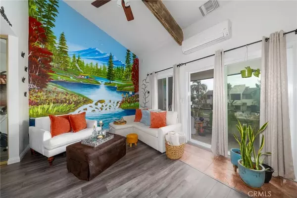 15224 Ocaso Avenue #H212, La Mirada, CA 90638