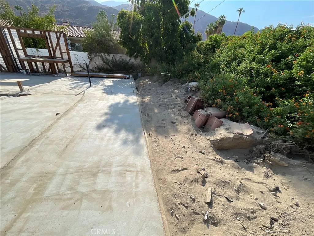Palm Springs, CA 92264,442 E Avenida Palmera