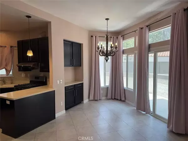 Pomona, CA 91766,17 Blackbird Lane