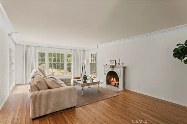 Claremont, CA 91711,425 E. Baseline Rd