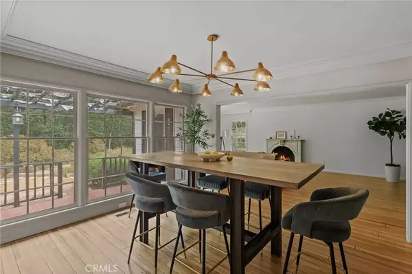 Claremont, CA 91711,425 E. Baseline Rd