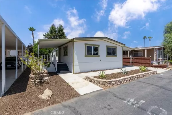 Moreno Valley, CA 92551,25350 Santiago #22