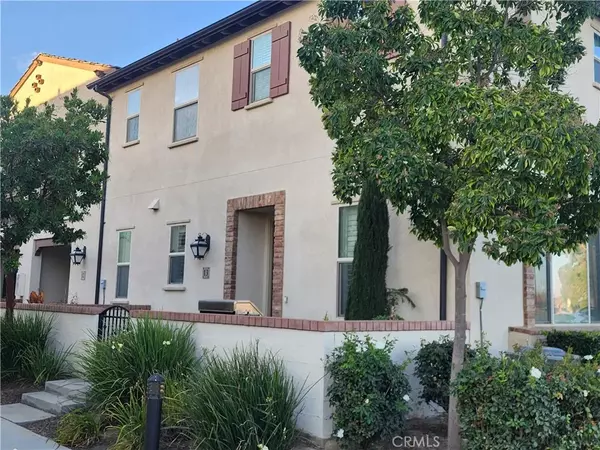 Ontario, CA 91762,3287 E Wild Horse Privado #13