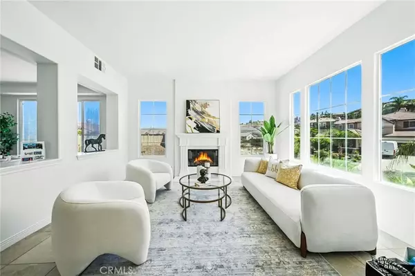 Lake Elsinore, CA 92532,21 Via Palmieki Court