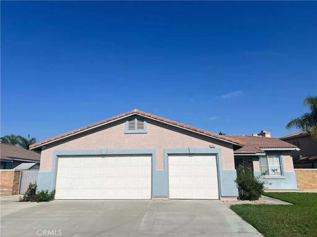 Eastvale, CA 92880,6767 Icelandic Street