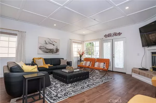 16464 Avenida Venusto #C, San Diego, CA 92128