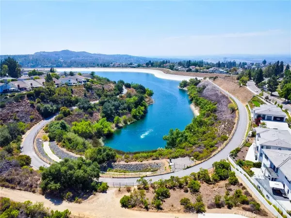 Anaheim Hills, CA 92807,950 S Rim Crest Drive #12