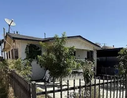 Los Angeles, CA 90061,413 W 109th Place