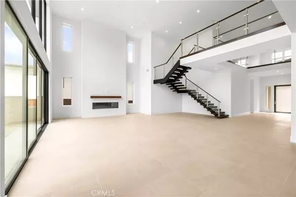 Porter Ranch, CA 91326,11914 N CHURCHILL WAY