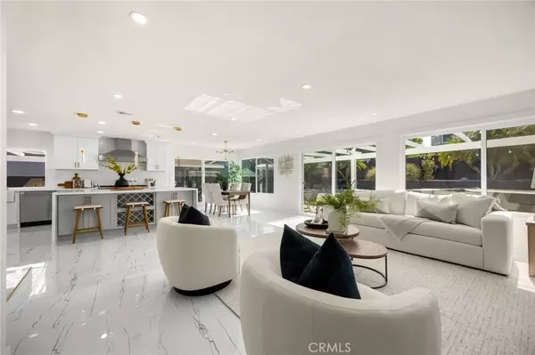 Yorba Linda, CA 92887,6191 Jacaranda Lane