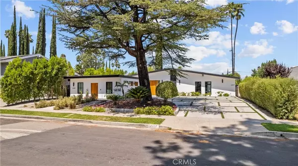 23427 Canzonet Street, Woodland Hills, CA 91367