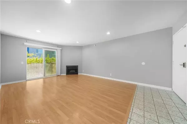 Simi Valley, CA 93065,1256 Patricia Avenue #10