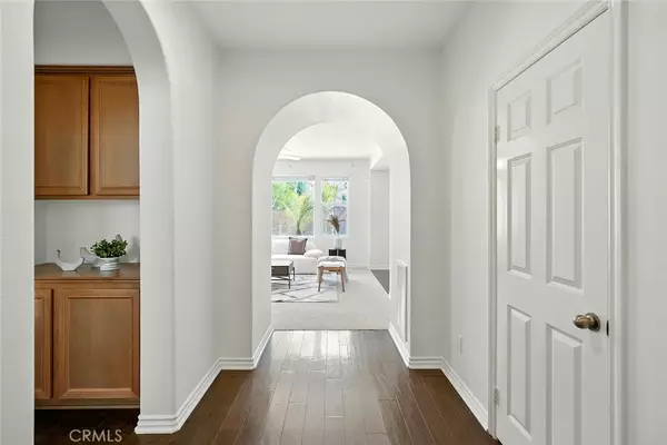 Corona, CA 92883,4331 Altivo Lane