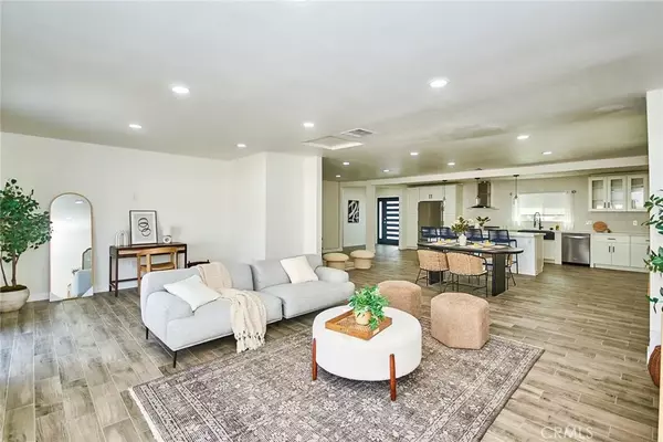 West Covina, CA 91791,512 S Barranca Street