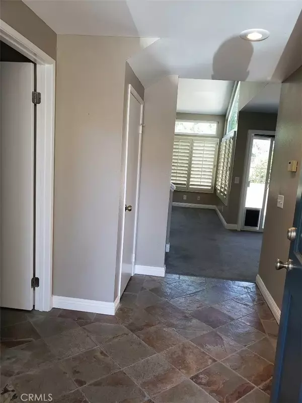 Irvine, CA 92612,189 Stanford Court #13