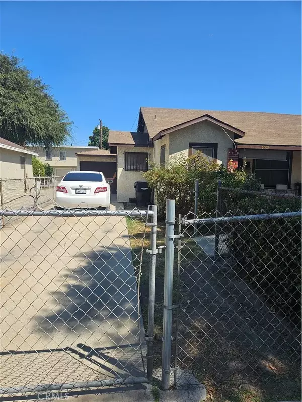 Bell Gardens, CA 90201,6524 El Selinda Avenue