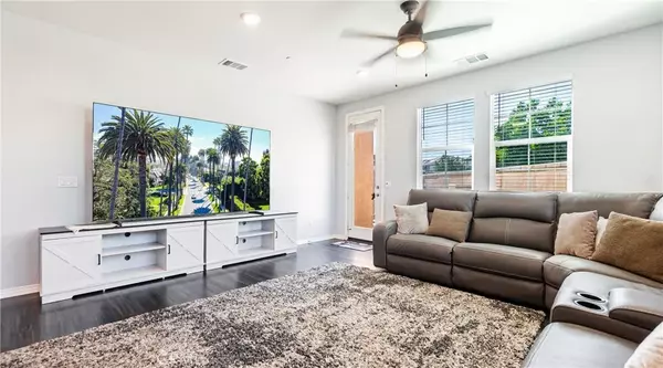 Eastvale, CA 92880,5857 Oatfield Ave