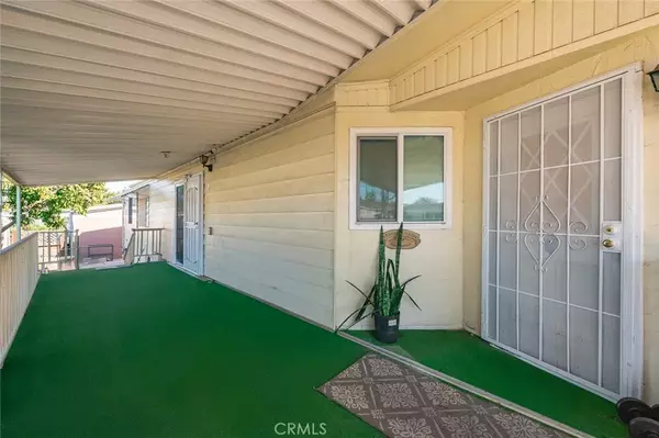 Rowland Heights, CA 91748,1560 S Otterbein #153