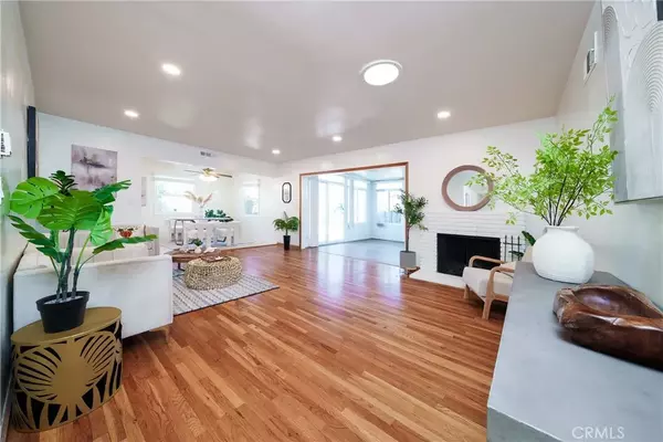 Duarte, CA 91010,808 CRESTFIELD Drive