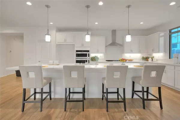 Eastvale, CA 92880,12914 Shorthorn