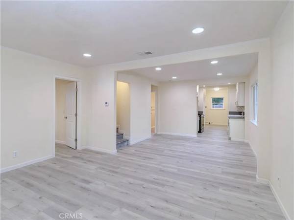 Santa Ana, CA 92707,1435 Orange