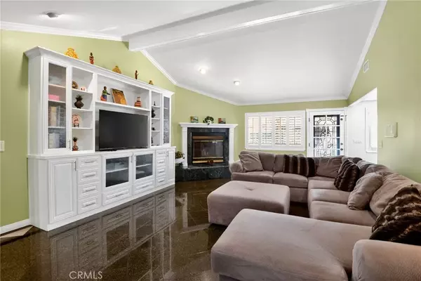 Downey, CA 90241,8316 Cherokee Drive