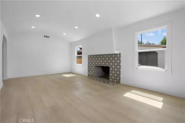 San Bernardino, CA 92405,1391 N Crescent Avenue