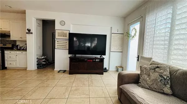 Chino, CA 91710,6641 EUCALYPTUS AVE