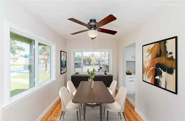 Downey, CA 90241,10402 Dolan