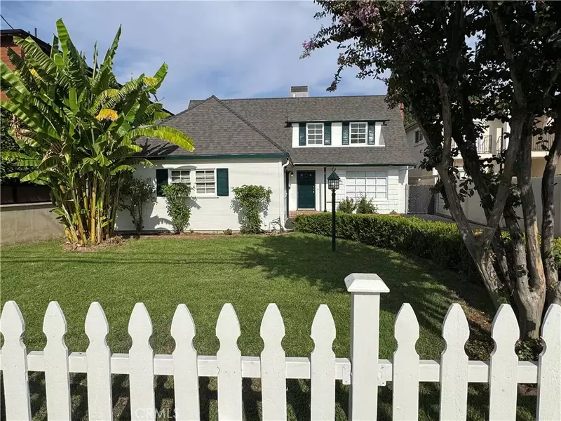 4918 Haskell Avenue, Los Angeles, CA 91436