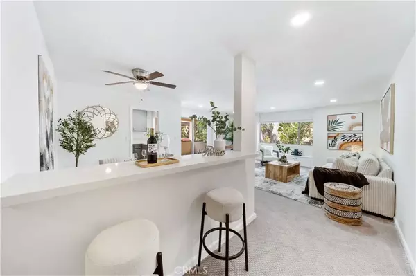 Culver City, CA 90230,5674 Windsor Way #201