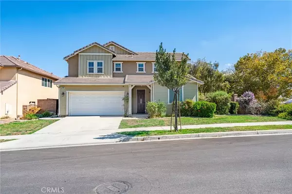 Corona, CA 92883,25418 Singleleaf Street