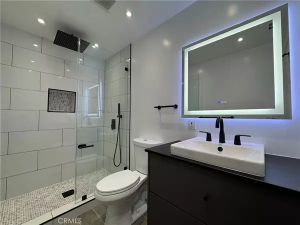 Los Angeles, CA 90077,2212 Linda Flora Drive