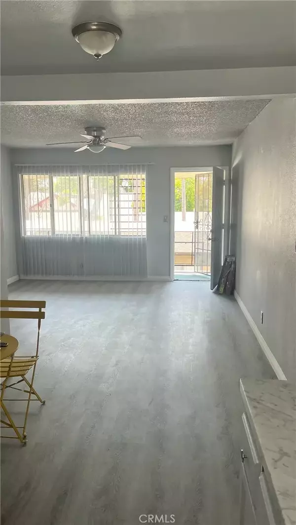 Los Angeles, CA 90037,1194 39th Street #7