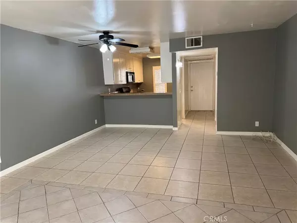 Irvine, CA 92618,246 Orange Blossom #42