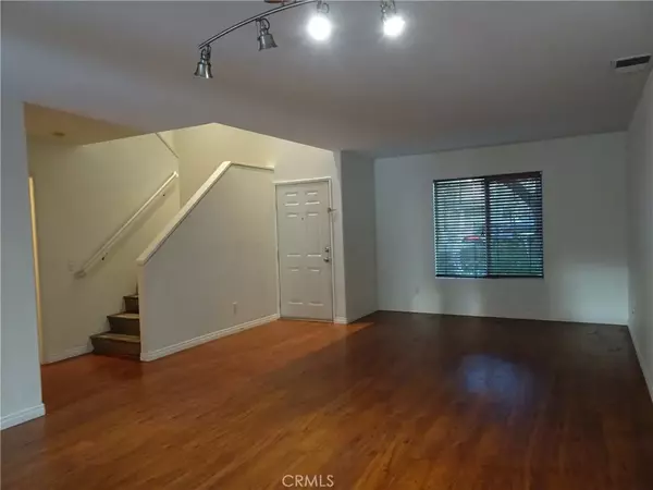 Anaheim, CA 92805,235 S Olive