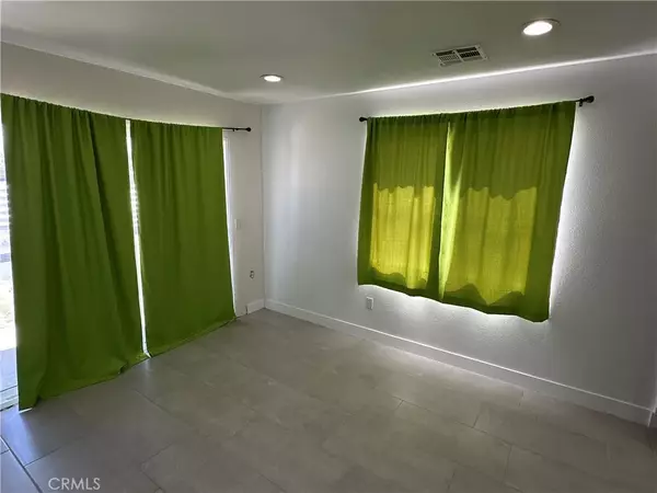 Palm Springs, CA 92262,485 W Tramview