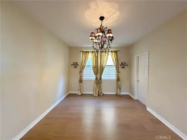 Yorba Linda, CA 92886,17450 Drake St