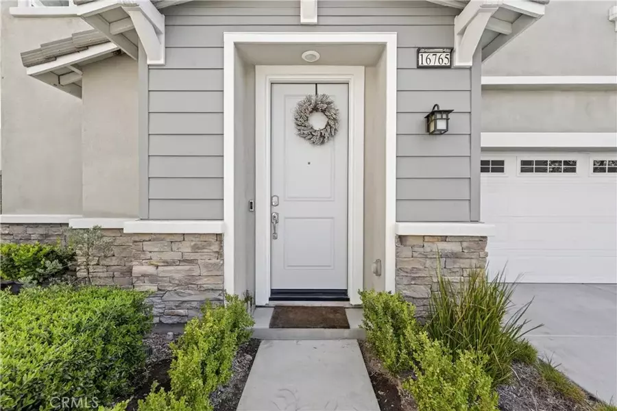 16765 Stags Leap Lane, Fontana, CA 92336